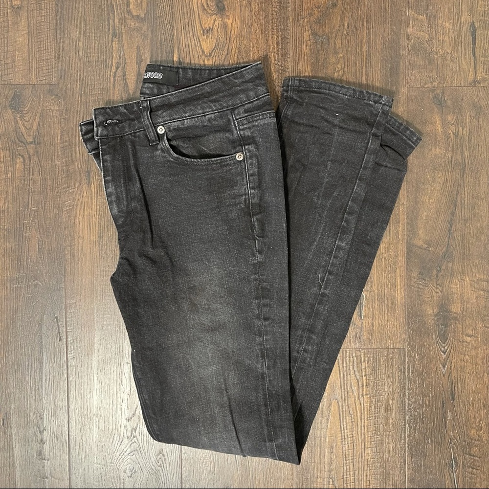 Elwood skinny washed black jean